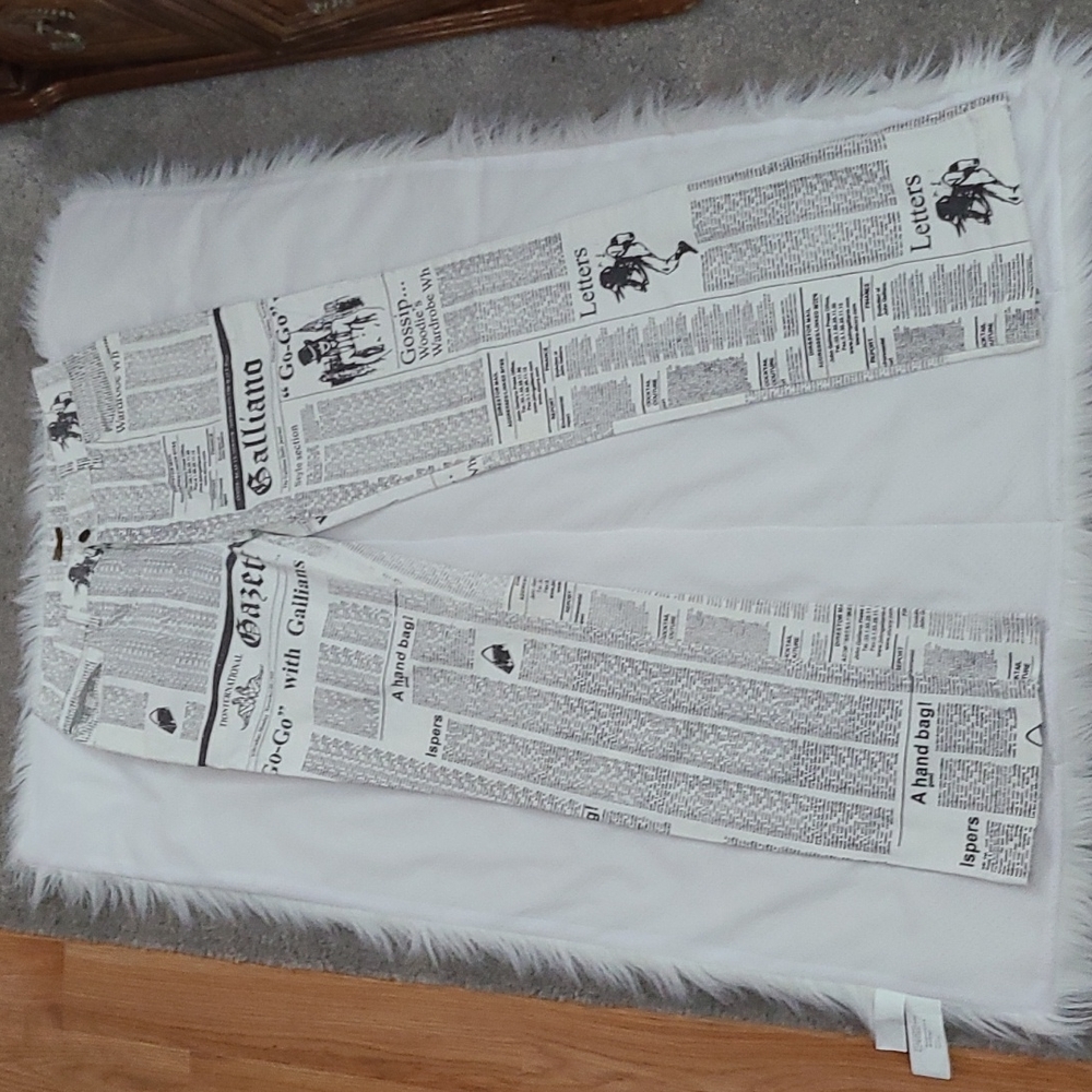 JOHN GALLIANO BUTTON BLACK & WHITE COTTON NEWSPAPER PRINT JEANS/PANTS